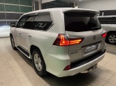 Lexus LX450d