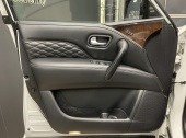 Infiniti QX80