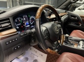 Lexus LX450d