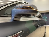 Hongqi E-HS9