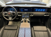 Hongqi E-HS9