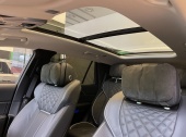 Hongqi E-HS9