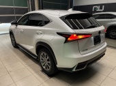 Lexus NX200