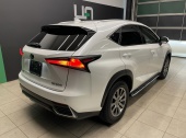 Lexus NX200