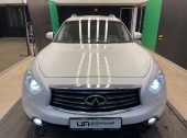Infiniti QX70