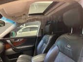 Infiniti QX70