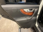 Infiniti QX70
