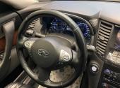Infiniti QX70