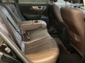 Infiniti QX70
