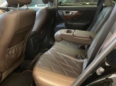 Infiniti QX70