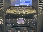 Infiniti QX70