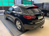 Infiniti QX70