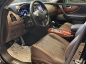Infiniti QX70