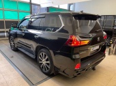 Lexus LX450d