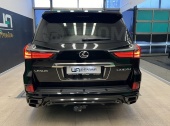 Lexus LX450d