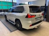 Lexus LX450d