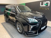 Lexus LX570