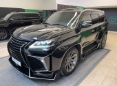 Lexus LX570