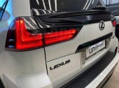 Lexus LX570