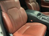 Lexus LX570