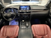 Lexus LX570