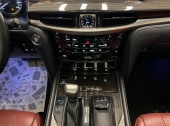 Lexus LX570