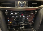 Lexus LX570