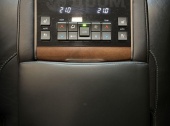 Lexus LX570