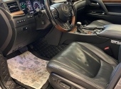Lexus LX570