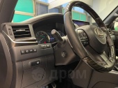 Lexus LX570