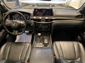 Lexus LX570