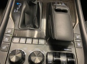 Lexus LX570
