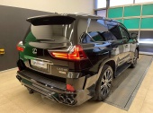 Lexus LX570
