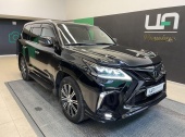 Lexus LX570