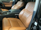 Lexus LX570