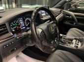 Lexus LX570