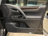 Lexus LX570