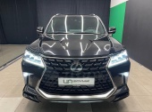 Lexus LX570