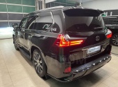 Lexus LX570