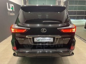 Lexus LX570