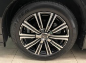 Lexus LX570