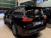 Lexus LX570