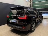 Lexus LX570
