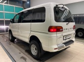 Mitsubishi Delica