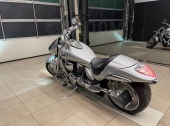 Suzuki Boulevard M109R