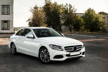 Стоит ли покупать подержанный «мерседес»